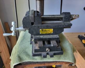 4" cross slide vise