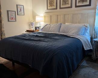 King Size adjustable bed w/frame (headboard not included)