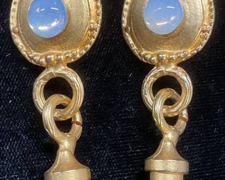 Vtg Gold Tn Faux Moonstone Cabochon Earrings