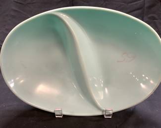 CARLETON FOR GRACIOUS LIVING Melmac Divided Dish