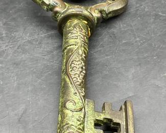 Vintage Style Metal Key Bottle Opener Corkscrew