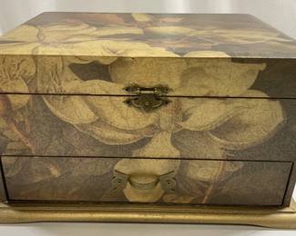 MIKASA MAGNOLIA Floral Jewelry Box W Lid
