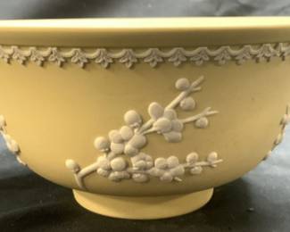 WEDGWOOD Vntg Bowl Cream & White ENGLAND