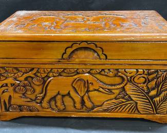 Vtg Carved Wood Elephant Keepsake Jewelry Box