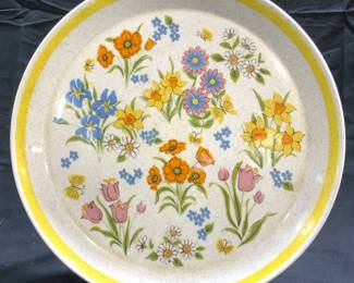 MIKASA CASUAL SOPHISTICATION SPRING MEADOW Plate