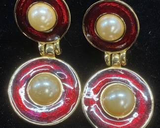 Vtg Gold Tn Red Enamel Faux Pearl Earrings