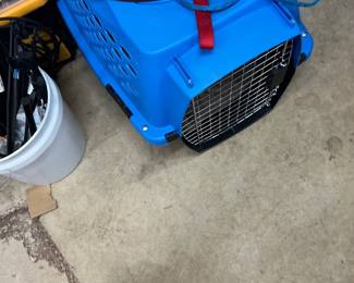 Pet carrier