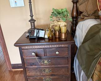 Pair of Ethan Allen Bedside Chests