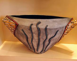 GAIL KENDALL LARGE POTTERY VESSEL