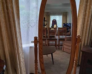 Stand up mirror