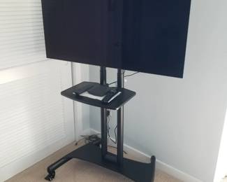 Entertainment center