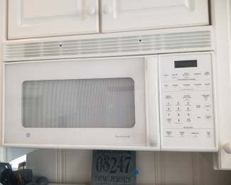 GE microwave oven mfg. 7/1996