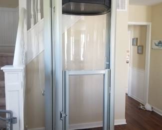 Stiltz Duo Alta home lift elevator
