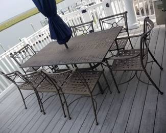 Patio dining set seats 8