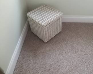 Hamper