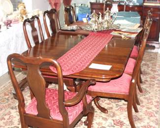 BUY IT NOW! $595.00. Ethan Allen Vintage Mahogany Queen Anne Style Table, Six Side Chairs plus two captain (arm) chairs, custom protective pads, two 18" original leaves, plus two custom made 21" leaves.                                                                                                          42" W x 66" L x 29" H. Two 18" leaves & two 21" leaves