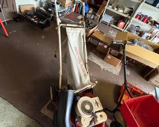 Lawnmower