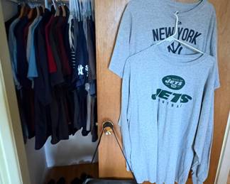 Mens Clothing - XL