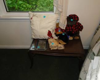 Pillow, bears, and Cardinals, we have it all here