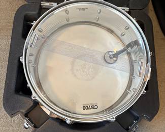 Ludwig 14x5 8-Acrolite drum with stand and case.