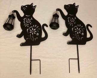 MMS061 Two Black Metal Cat Silhouettes Holding Solar Lanterns New