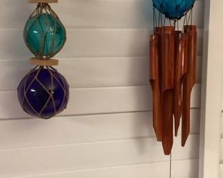 MMS210 Curio Glass Float Wind Chimes, Hanging & Ornament