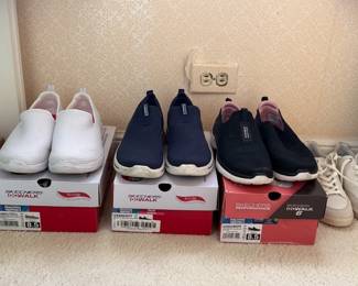 Skechers GoWalk shoes, size 8.5