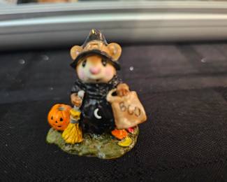 few examples of the many collectibles - Wee Forest Folks