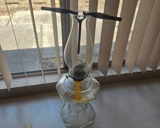 Oil lamp