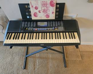 Yamaha Keyboard