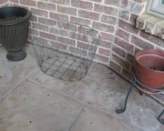 Planters, wire basket