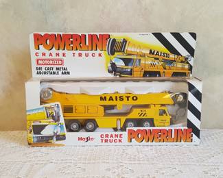 Maisto Powerline Crane Truck – Die-Cast Motorized with Adjustable Arm (New in Package)