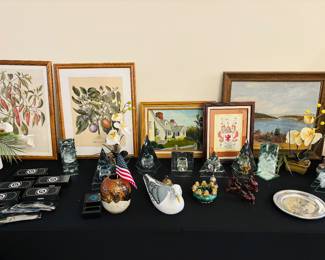 There's that duck again.