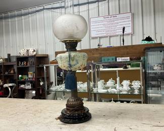 Vintage Parlor Table Lamp
