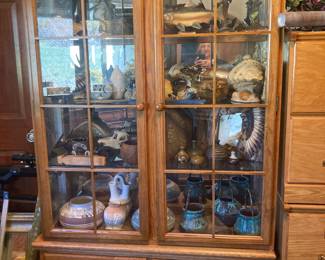 Nice cabinetry and home decor