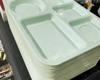 Lunch Trays lots