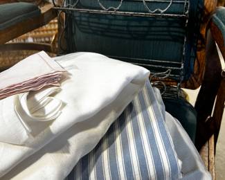 Linens & Wire Shelves small