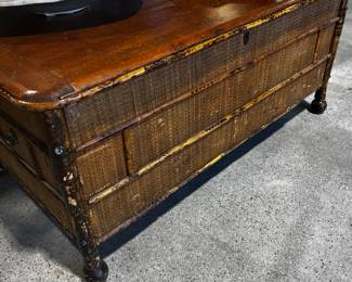Small Tropical style Lift Top Chest