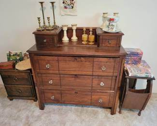 Antique Chest of drawers. Beautiful!!