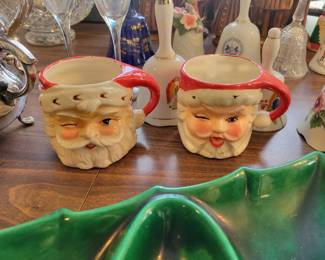 3" VINTAGE NAPCOWARE WINKING SANTA MUG MADE IN JAPAN CHRISTMAS DECORATION