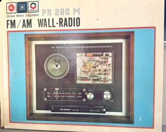 AC Delco Wall Radio PR-200M AM/FM Transistor Radio NIB