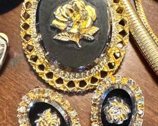 Juliana Celebrity Rose Black Stone Pendant Brooch and Earrings Set