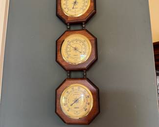 Vintage Springfield weather station