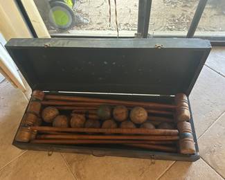 Croquet set