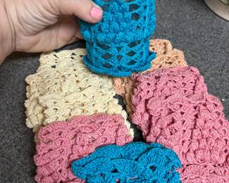 Adorable vtg crocheted cup holders!!
