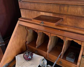 Desk open