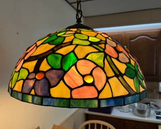 Stained glass lamp shade