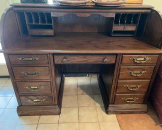Rolltop desk with 9 drawers