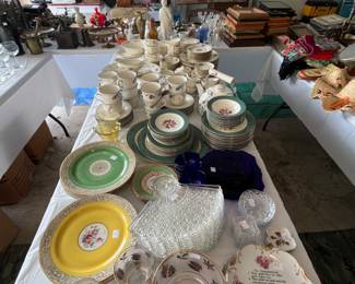 Miscellaneous China--entire set of Queens Rose China by Bavaria Tirschenreuth at back of table
