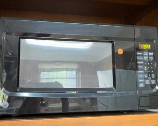 Small microwave